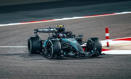 F1: Η Mercedes κυριάρχησε και στις δοκιμές στο Μπαχρέιν - Προβλήματα για τη Ferrari του Χάμιλτον thumb
