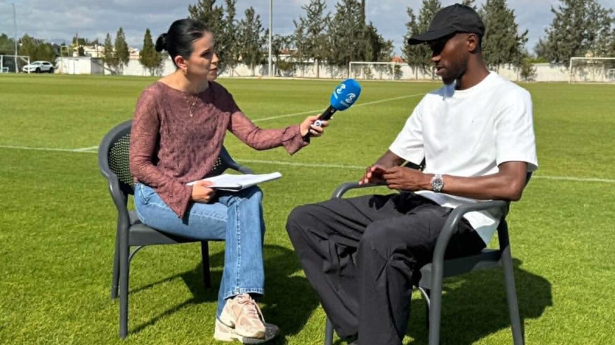 Ο Σεμέδο στο SPORTIME για όλα: Μουντιάλ, συμβόλαιο, πρωτάθλημα... thumb